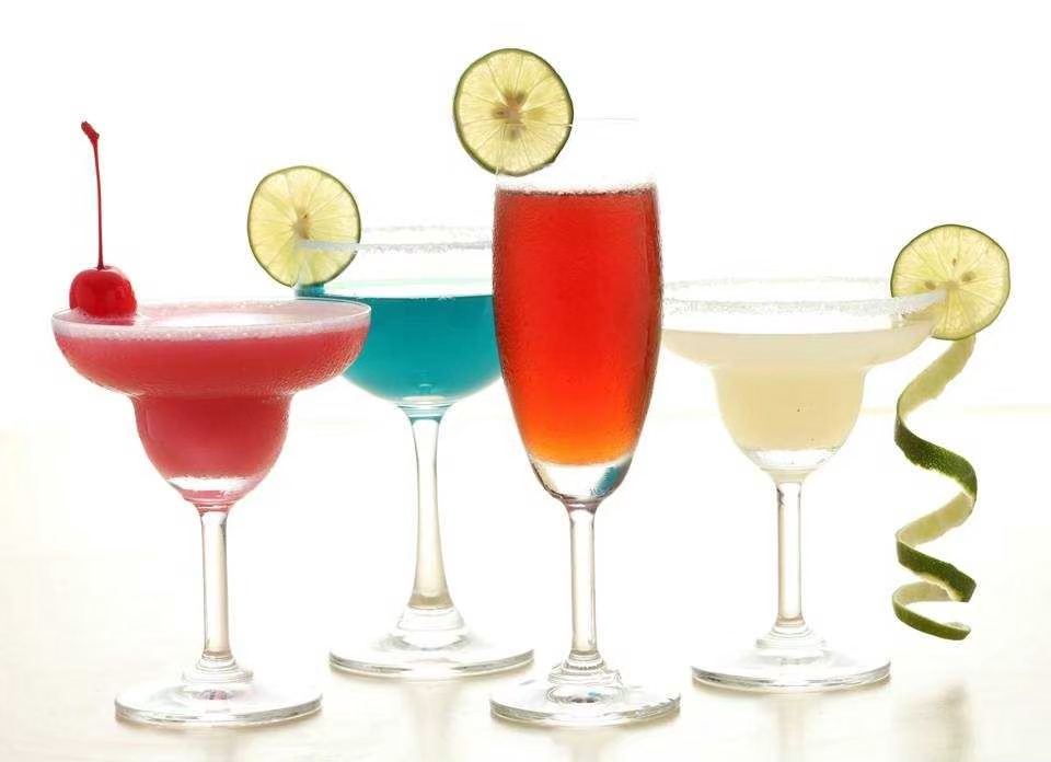 ช่างภาพรับถ่ายภาพ cocktail สำหรับเว็บไซต์ freelance รับงานถ่ายภาพ