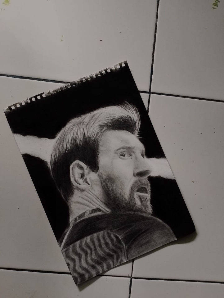 Jasa lukis wajah freelance, lukisan wajah hitam putih, karikatur, gambar karikatur kartun, harga lukis wajah, pensil, Lionel Messi