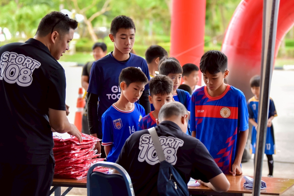 ช่างภาพ รับถ่ายภาพ รับถ่ายภาพอีเว้นท์ ถ่ายรูปงาน event รับถ่ายภาพสินค้า ถ่าย packshot รับถ่ายภาพอาหาร รับถ่ายภาพบุคคล ช่างภาพกรุงเทพ ช่างภาพ freelance