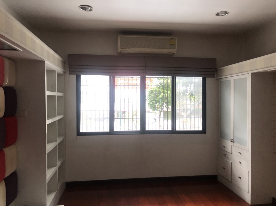 ออกแบบตกแต่งภายในและภายนอก - RESIDENTIAL INTERIOR DESIGN - 8