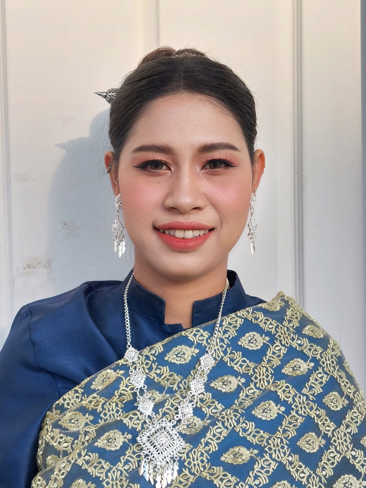 ช่างแต่งหน้า แต่งหน้ารับปริญญา แต่งหน้า ทำผม ช่างแต่งหน้าเกาหลี รับแต่งหน้ารับปริญญา รับแต่งหน้า ทำผม รับปริญญา ช่างแต่งหน้า กรุงเทพฯ