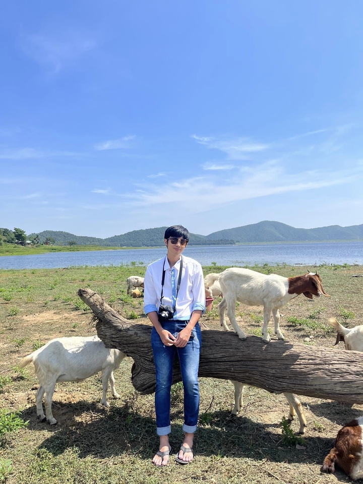 Acting & Modeling - รับถ่ายแบบเสื้อผ้า(ไม่สะดวกถอดเสื้อถ่ายแบบ) / งานแสดงเป็น Extra งานแสดงของมหาวิทยาลัย / หนังสั้น - 15