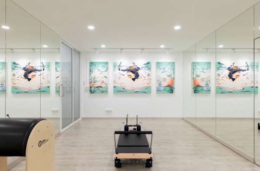 ออกแบบตกแต่งภายใน โครงการที่พักอาศัย พร้อมเฟอร์นิเจอร์สวยหรู