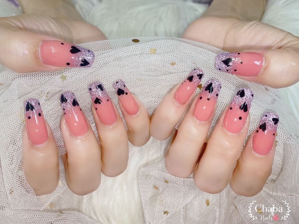 บริการทำเล็บที่บ้าน  ทําเล็บเจลสวยหวานลายหัวใจ  ช่างทำเล็บมืออาชีพ  รับทำเล็บนอกสถานที่