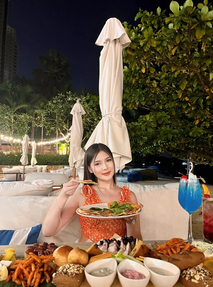 เน็ตไอดอลและบล็อกเกอร์รีวิว - รีวิว โรงแรม , ร้านอาหาร , ความงาม , lifestyle ฯลฯ content เกร๋ๆแบบปังๆ (FB/IG/TIKTOK) - 31