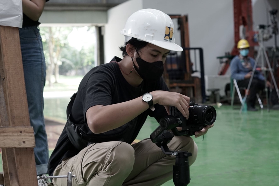 Jasa video shooting profesional untuk pembuatan video promosi produk dan iklan