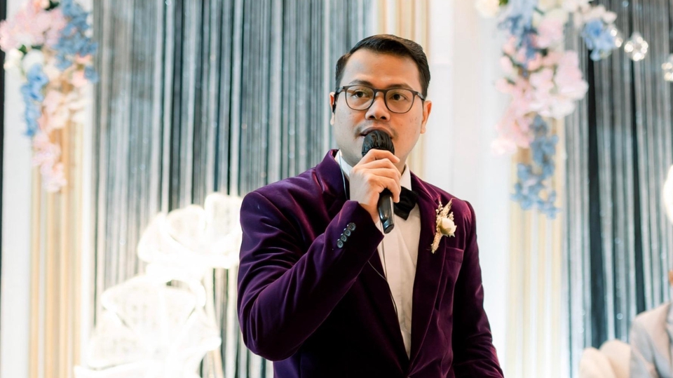 Jasa Freelance Host Live Streaming TikTok & Shopee - LIVE STREAMER
