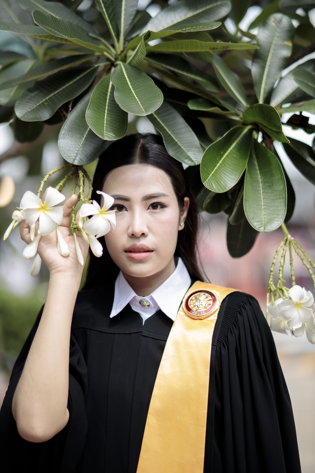 ช่างภาพรับปริญญา ถ่ายรูปรับปริญญา รับถ่ายรูปรับปริญญา  ถ่ายรูปสวย  ช่างภาพกรุงเทพ