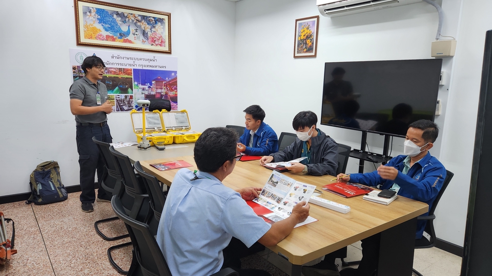 ผู้เชี่ยวชาญให้ความรู้เฉพาะด้าน - สอนการใช้งานเครื่องมือและอุปกรณ์งานสำรวจทางวิศวกรรม - 4