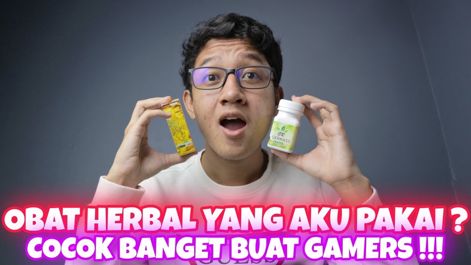 Youtuber gaming indonesia sedang merekomendasikan obat herbal untuk gamer
