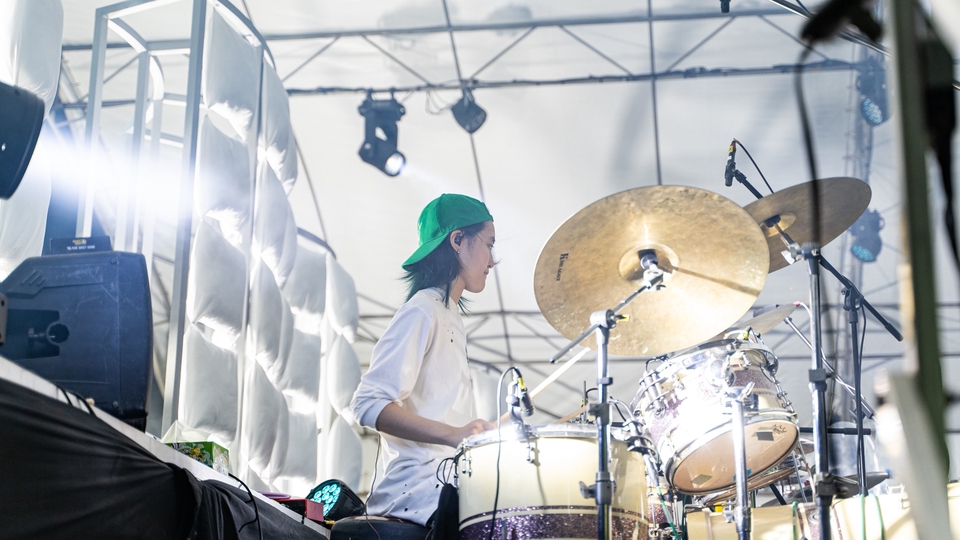 ช่างภาพหญิง รับถ่ายรูปดนตรี รับถ่ายภาพคอนเสิร์ต ช่างภาพ รับถ่ายภาพ งานอีเว้นท์