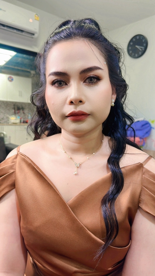 ช่างแต่งหน้ารับปริญญา แต่งหน้ารับปริญญา ช่างแต่งหน้า สไตล์เกาหลี แต่งหน้า ทำผม รับปริญญา