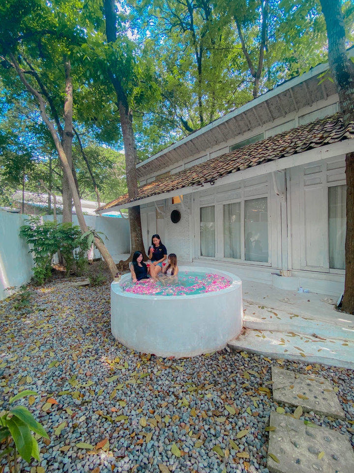 Selebgram/ Socmed - Review Villa,Hotel,Guesthouse Yogyakarta - 7