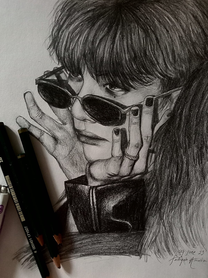 Gambar Potret - Sketsa Wajah Pensil - 5