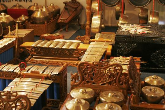 Jasa Sound Engineer / Edit Suara Video - MUSIK GAMELAN KONTEMPORER SEMUA GENRE
