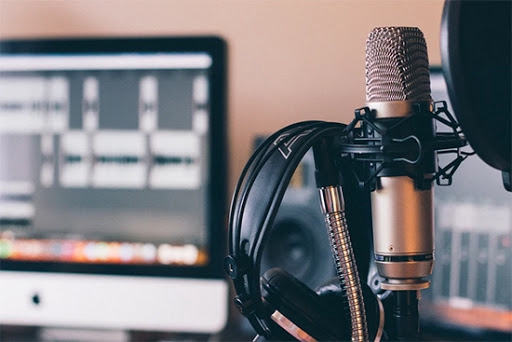 Sulih suara (dubbing, looping) - Voice Over / Dubbing Wanita (MULTILINGUAL) DIJAMIN SAMPAI BERES - 4