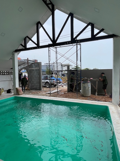 ผู้รับเหมาก่อสร้างสระว่ายน้ำ บ้านพักอาศัย ต่อเติมบ้าน รับเหมาทั่วไทย