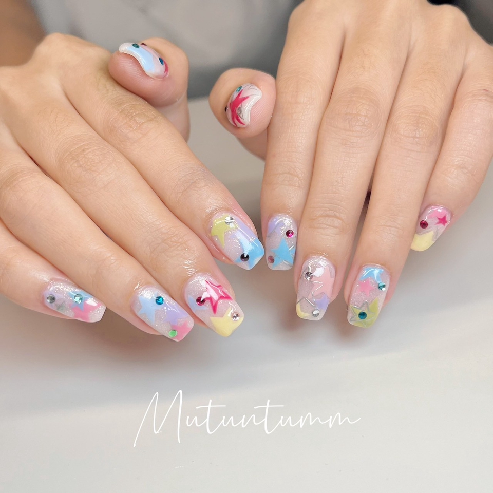 บริการทำเล็บที่บ้าน ลายน่ารัก สีพาสเทล ทำเล็บเจล