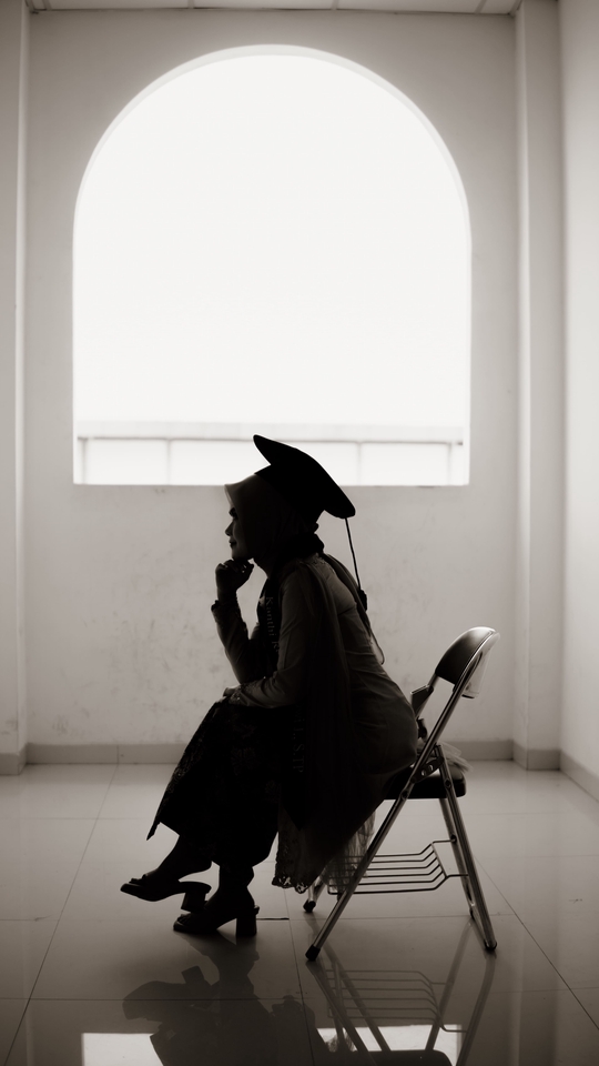 Fotografi - Dokumentasi Foto Lamaran & Wisuda di Surabaya dan Sekitarnya - 5