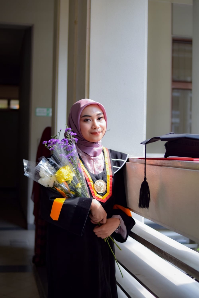 Fotografi - Bandung - Purwakarta. Foto Graduation, Prewedding, Wedding, dan foto lainnya. - 13