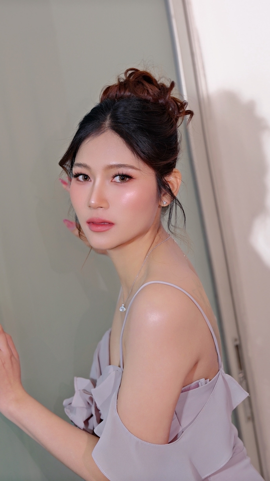 ช่างแต่งหน้า สไตล์เกาหลี แต่งหน้าเจ้าสาว เพื่อนเจ้าสาว รับปริญญา สวยหวาน พร้อมให้คำปรึกษา