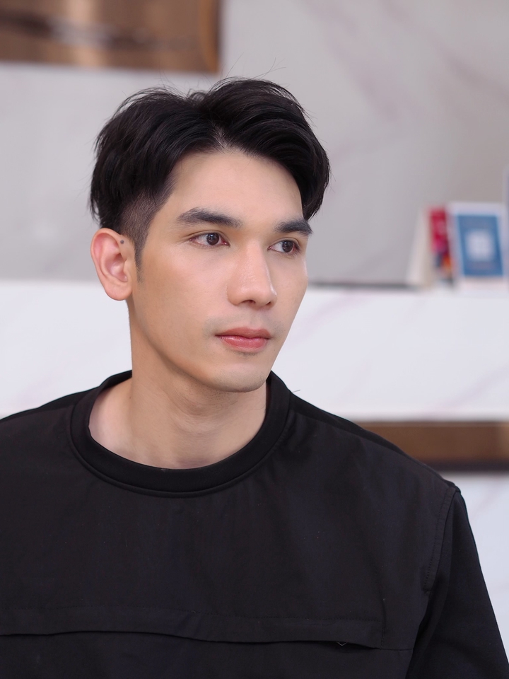 ช่างแต่งหน้า คอร์สสอนแต่งหน้าผู้ชาย ค้นหาช่างแต่งหน้าสไตล์เกาหลี ช่างแต่งหน้าหล่อ คมเข้ม