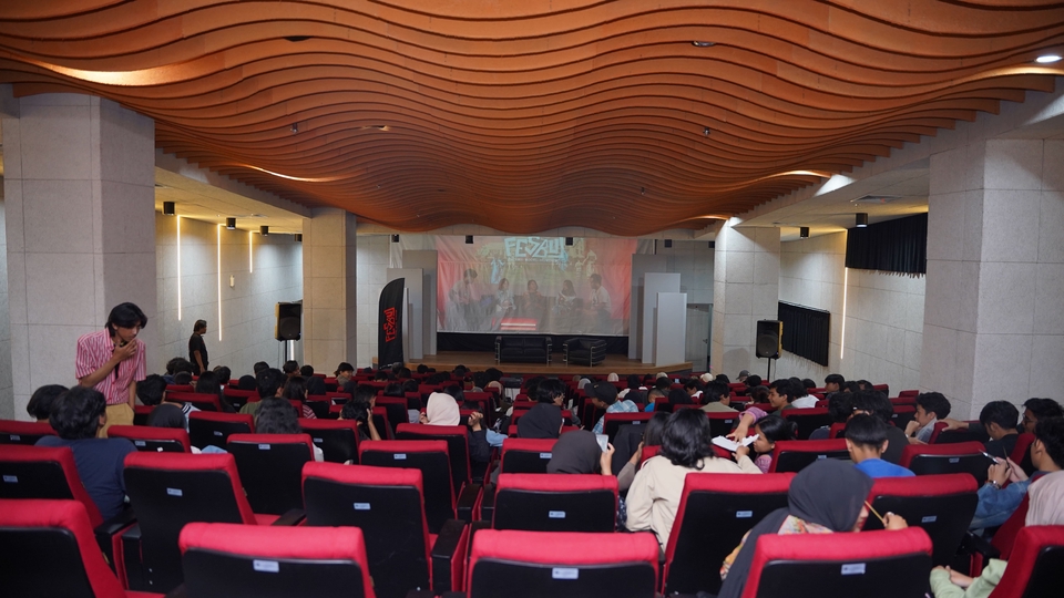 Jasa Fotografi Event di Auditorium dengan Penonton