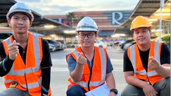 ช่างไฟฟ้ามืออาชีพ รับเดินสายไฟฟ้า ซ่อมไฟฟ้าบ้าน ทั่วประเทศ บริการรวดเร็ว ราคาเป็นกันเอง