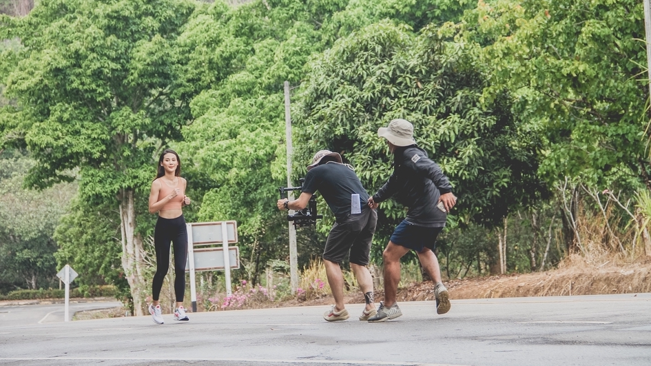 รับถ่ายวีดีโอ งานแต่งงาน ตัดต่อวีดีโอ วีดีโอพรีเซนงานแต่ง