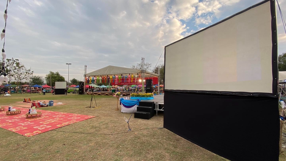 เช่าโปรเจคเตอร์ - ให้บริการเช่าจอโปรเคเตอร์ - 1