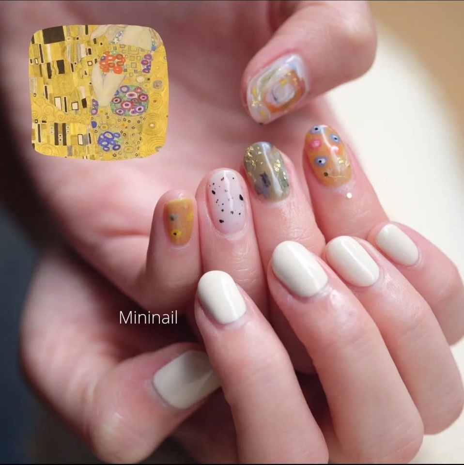 บริการทำเล็บที่บ้าน ออกแบบเล็บลายคลอป์ ช่างทำเล็บมืออาชีพ รับทำเล็บเจล