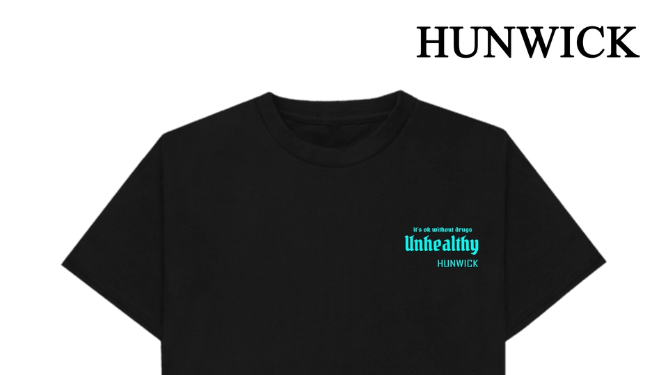 Desain kaos distro dengan tulisan "Unhealthy" warna biru toska, cocok untuk jasa desain kaos distro