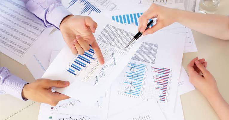 Jasa Konsultan Keuangan, jasa akuntansi freelance, dan konsultasi keuangan pribadi.