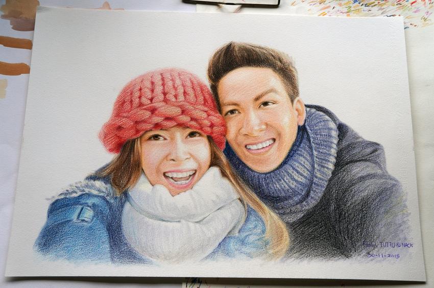 ภาพประกอบภาพเหมือนคู่รัก ออกแบบโดยช่างวาดภาพมืออาชีพ เหมาะสำหรับของขวัญวันเกิดหรือวันครบรอบ รับออกแบบภาพเหมือน รับวาดภาพเหมือน วาดรูปเหมือน รับจ้างวาดรูป ภาพเหมือน ภาพวาด