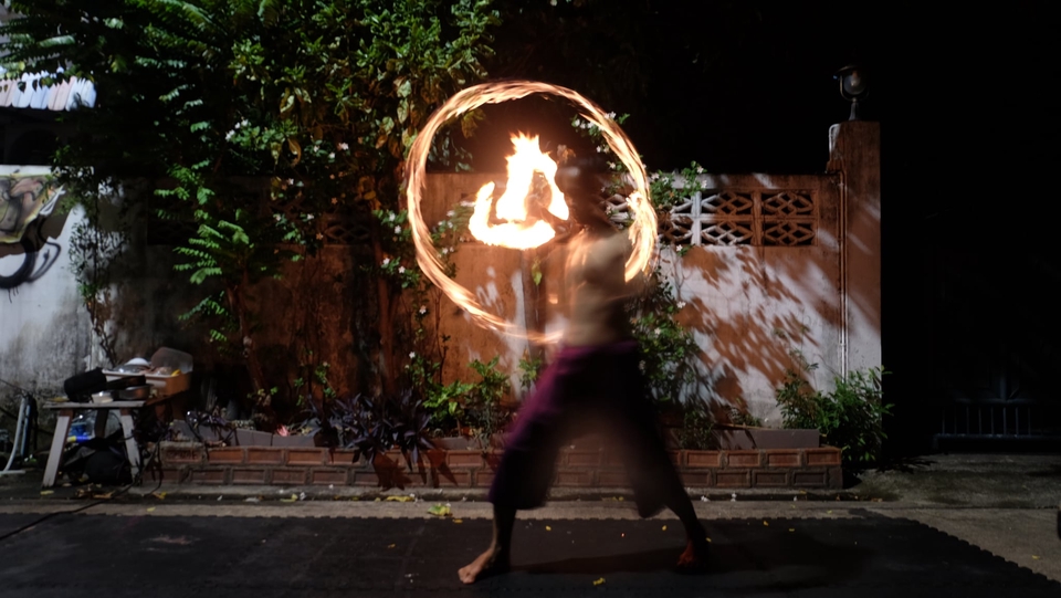 อื่นๆ - รับแสดงโชว์ควงกระบองไฟ – พ่นไฟ โดยทีมงานมืออาชีพ - 27