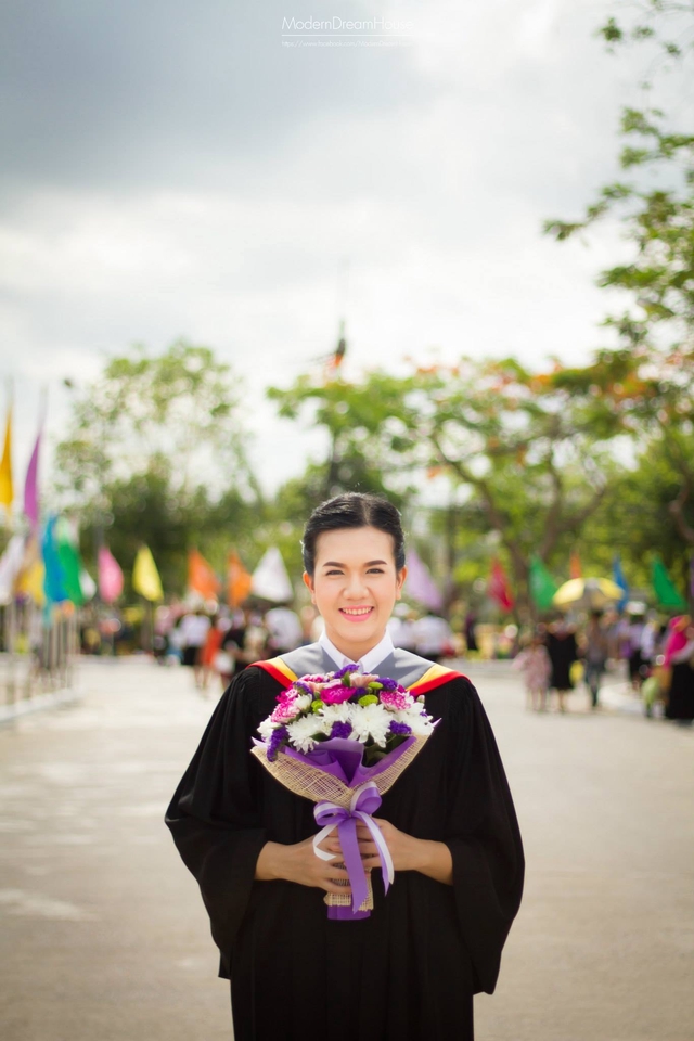 ช่างภาพ รับถ่ายภาพ รับปริญญา