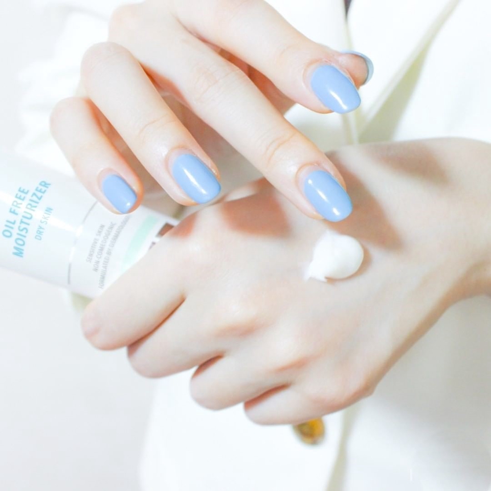 นางแบบมือสวย มือเรียวสวย