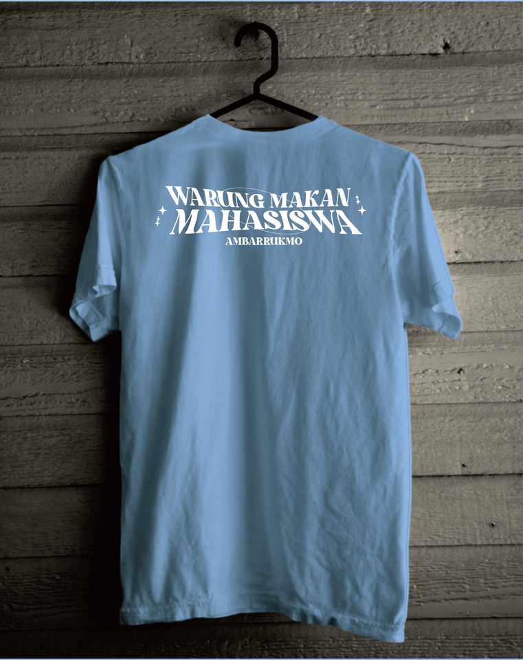 Desain kaos distro dengan tulisan "Warung Makan Mahasiswa" cocok untuk anak muda.