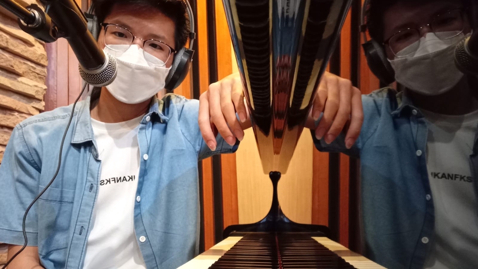 Sound Effects - Sound Designer, Sound Editor, Composer, Arranger - 1