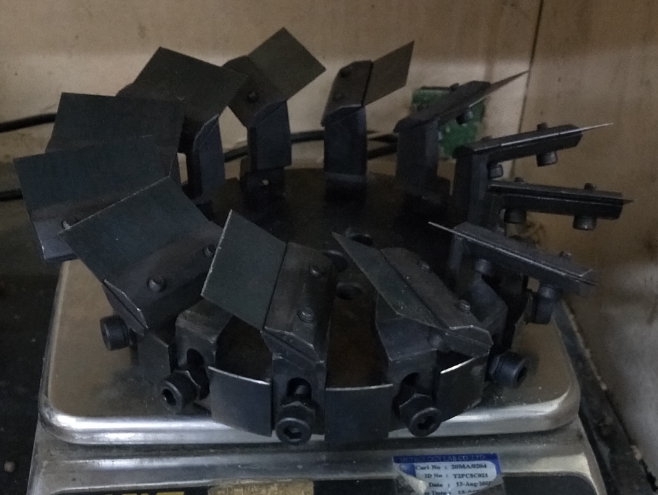 เขียนแบบวิศวกรรมและออกแบบโครงสร้าง - รับงานออกแบบและเขียนแบบ 3D - 4