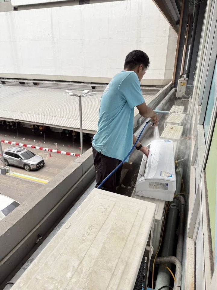 ช่างล้างแอร์ ใกล้ฉัน บริการล้างแอร์ ราคาถูก รับล้างแอร์ บ้าน