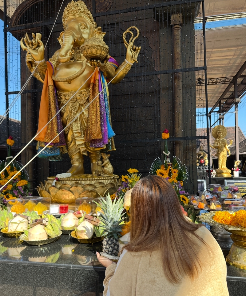 รับจ้างทำบุญไหว้พระ แก้ชงเสริมดวง ทำบุญออนไลน์ถวายผลไม้ แก้ปีชง