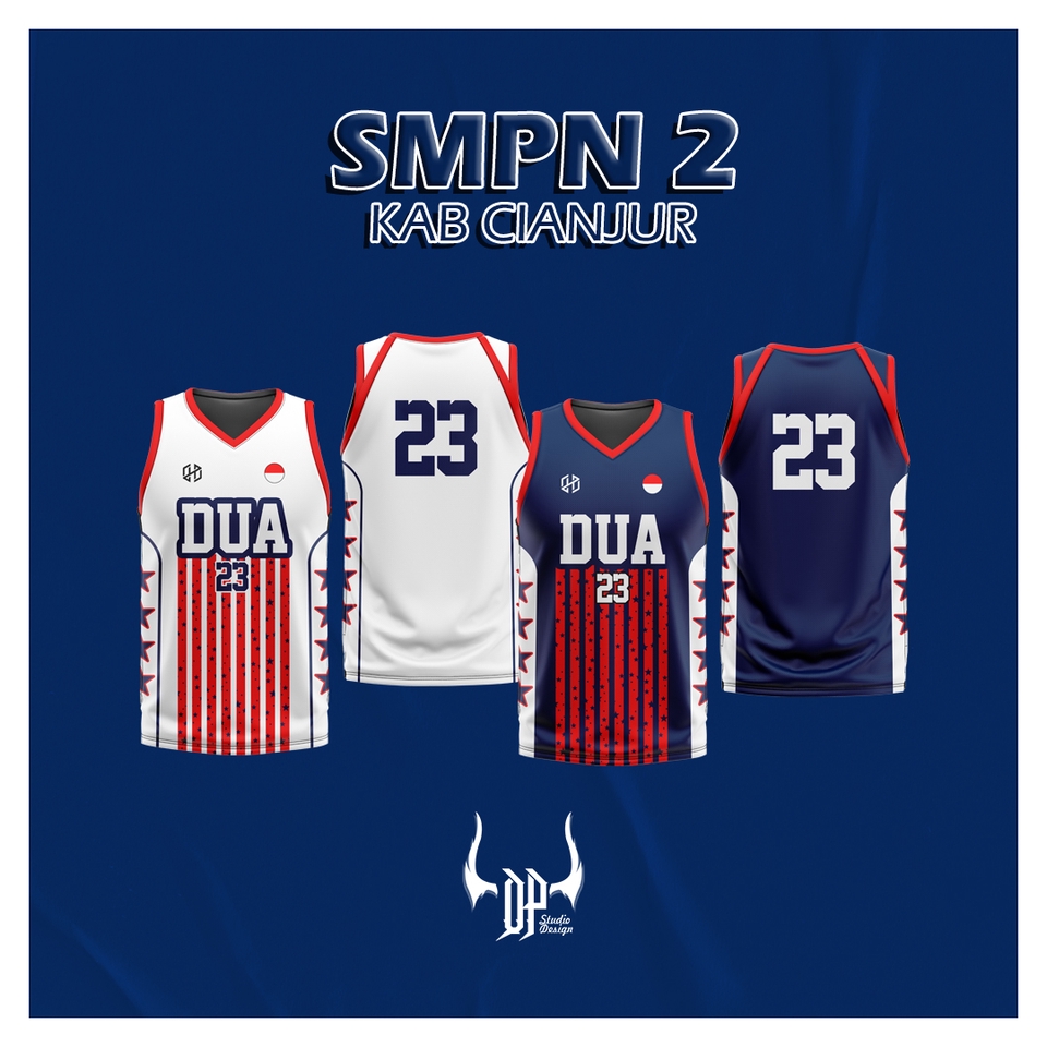 Desain jersey basket SMPN 2 Kab Cianjur dengan motif merah putih dan biru.