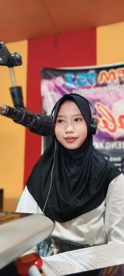 Sulih suara (dubbing, looping) - Voice Over  / Dubbing Wanita Indonesia Profesional 1 Jadi - 4