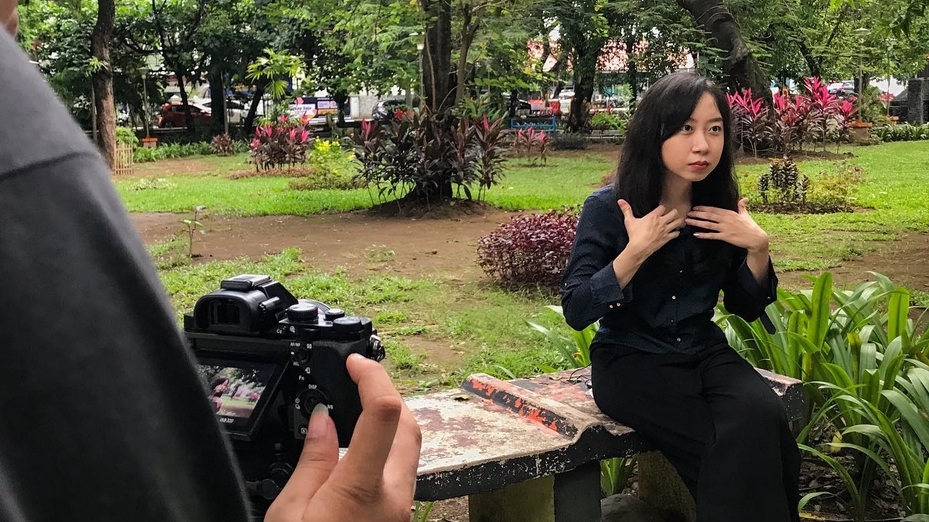 Sulih suara (dubbing, looping) - Voice Over Wanita Spesialis Youtube - 2
