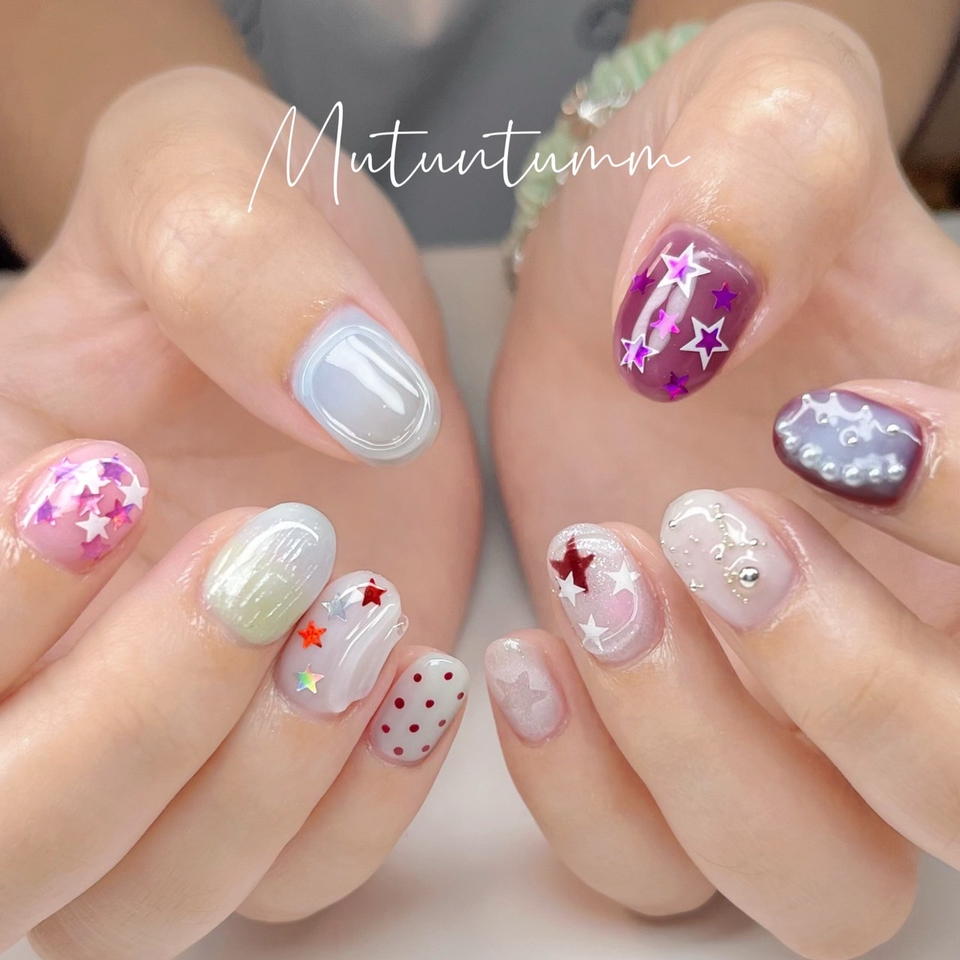 บริการทำเล็บที่บ้าน  ทาสีเจลลายน่ารัก  รับทำเล็บ