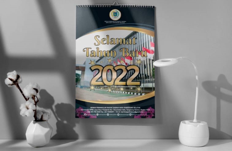 Desain Kalender Tahun Baru 2022, desain kalender unik, desain kalender keren, desain kalender modern, desain kalender meja, desain kalender dinding, desain kalender cdr, desain kalender elegan, desain kalender online, desain kalender minimalis, desain kalender simple, jasa desain kalender, harga desain kalender, buat kalender tahun baru.
