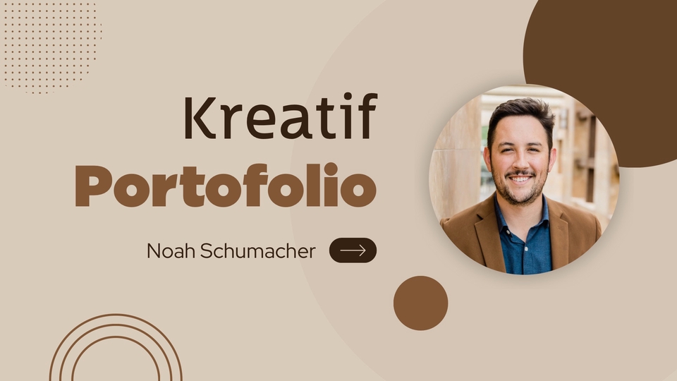 Desain portofolio profesional dengan desain unik untuk freelancer.