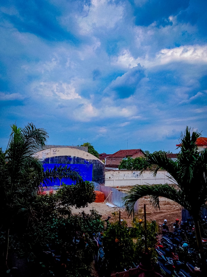Fotografi - Photographer Panorama: Mountain, Tree, leaves, flowers, sky, and Building in Kediri - 4