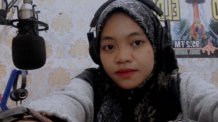 Jasa Voice Over, Dubbing, dan Pengisi Suara Video - Dubbing iklan produk atau berita